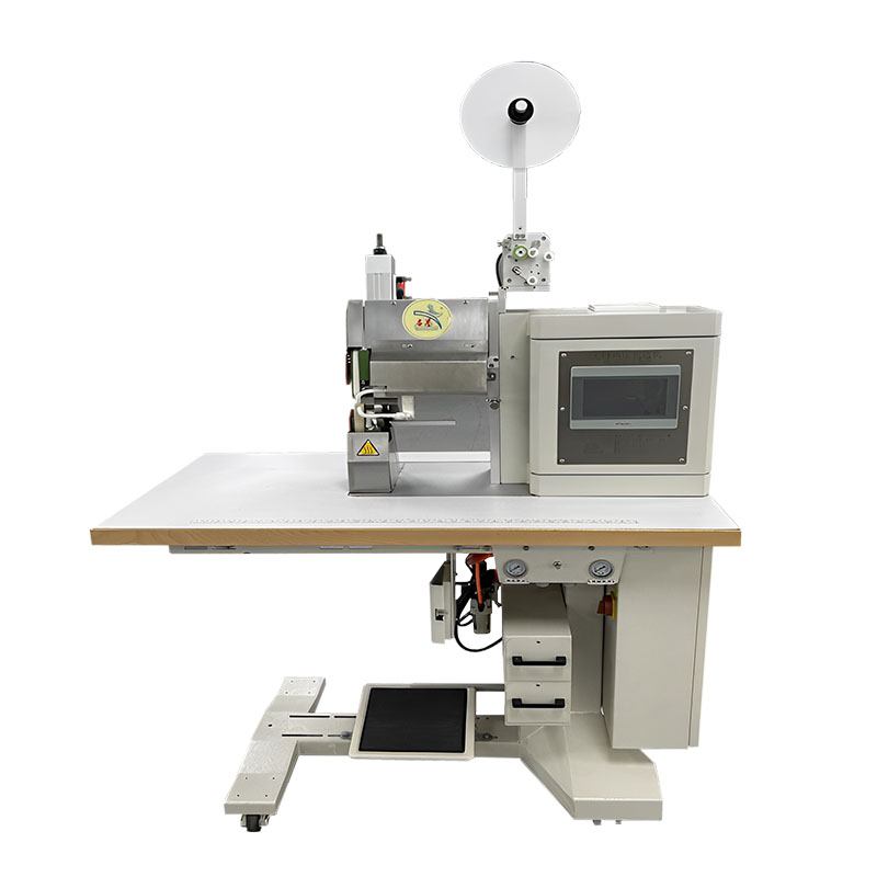 QC-860W sewing and edging machine